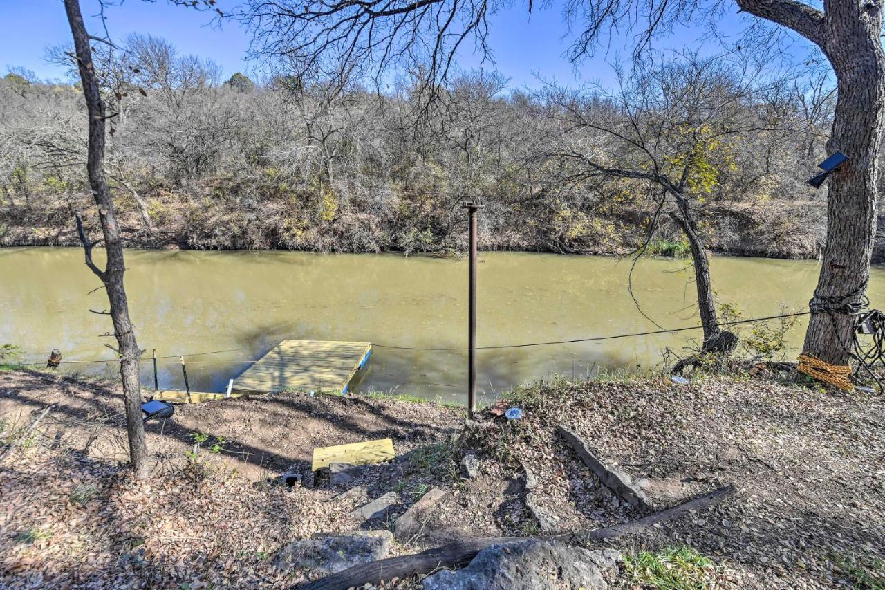 Bright Brownwood Home With On-Site River Access! Exterior photo